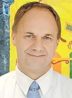 City’s school district mourns death of middle school principal