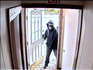 Montpelier PD looking for armed robbery suspect
