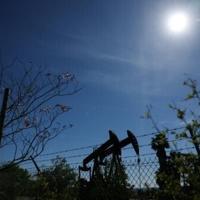 तेल की कीमतें बढ़ीं, ऊर्जा झटके की आशंका से शेयर डूबे