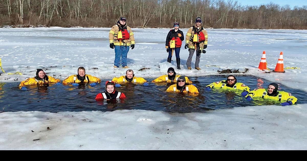 Hinesburg Fire Department completes ice rescue training Hinesburg