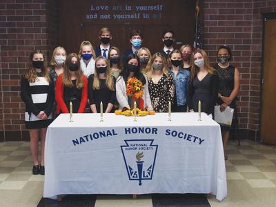 Stowe inducts 18 students into National Honor Society