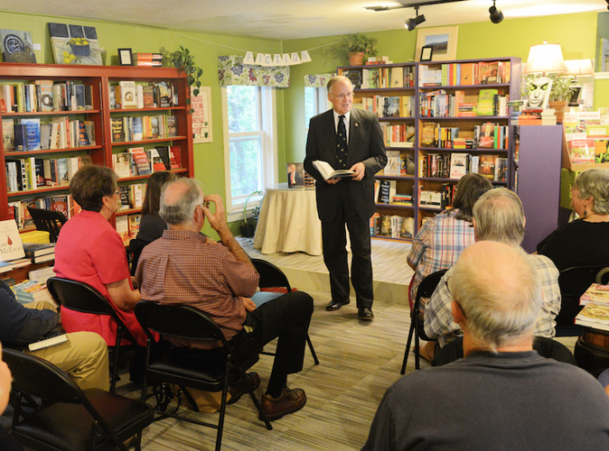Former Vermont Gov. Jim Douglas stops by Bridgeside Books in Waterbury