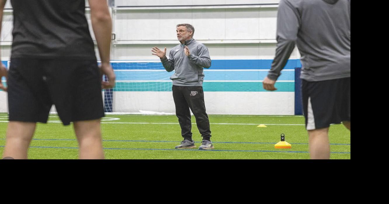 Former high school soccer coach takes over Clover | Local News | vtcng.com