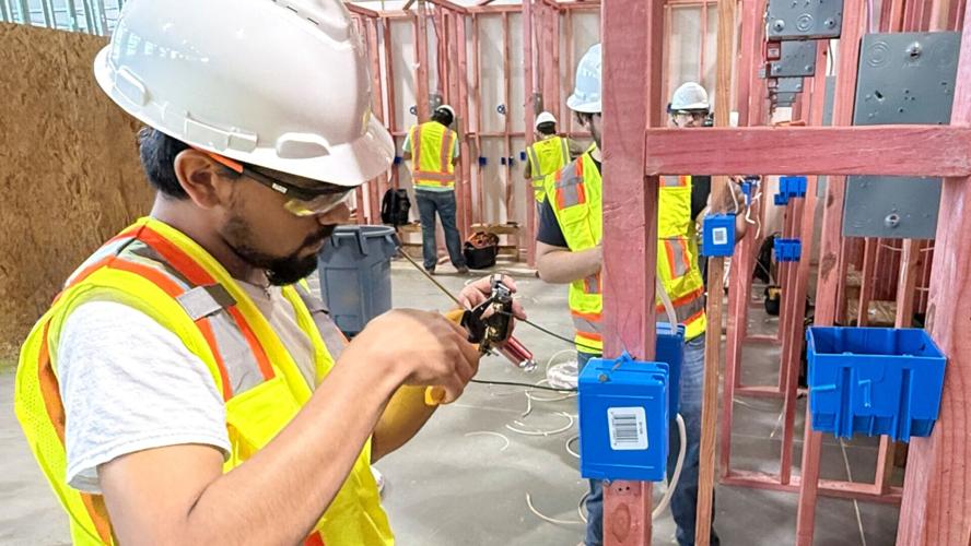 Featured | TSTC partners with TDLR to allow Electrical Construction graduates to sit for state exams