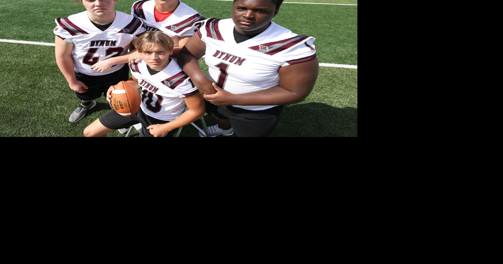 Bynum Bulldogs flash greyhoundlike running ability, beat Gholson