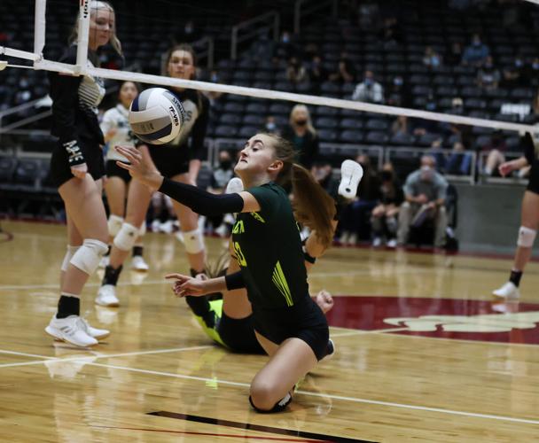 Neches sweeps Blum for 1A volleyball title