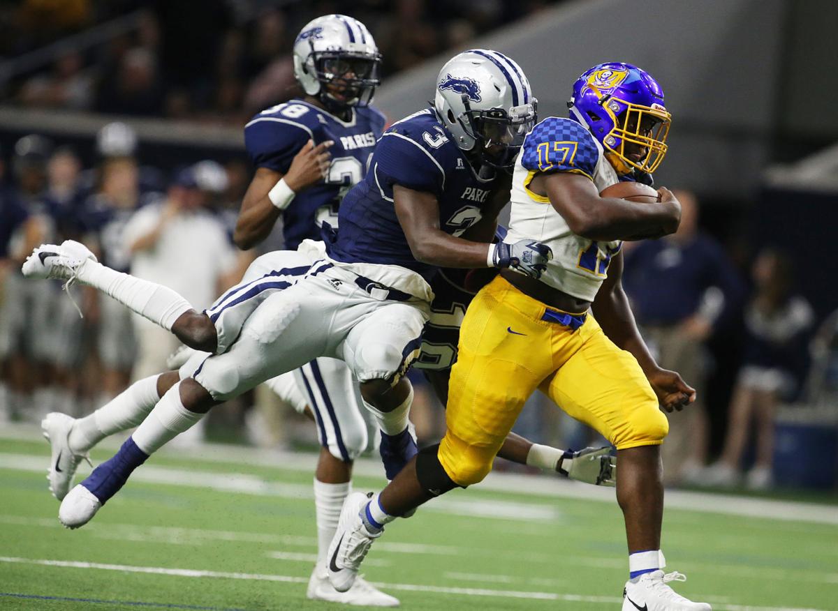 Pirates Plunder Paris La Vega Flexes Muscle In Trenches Advances
