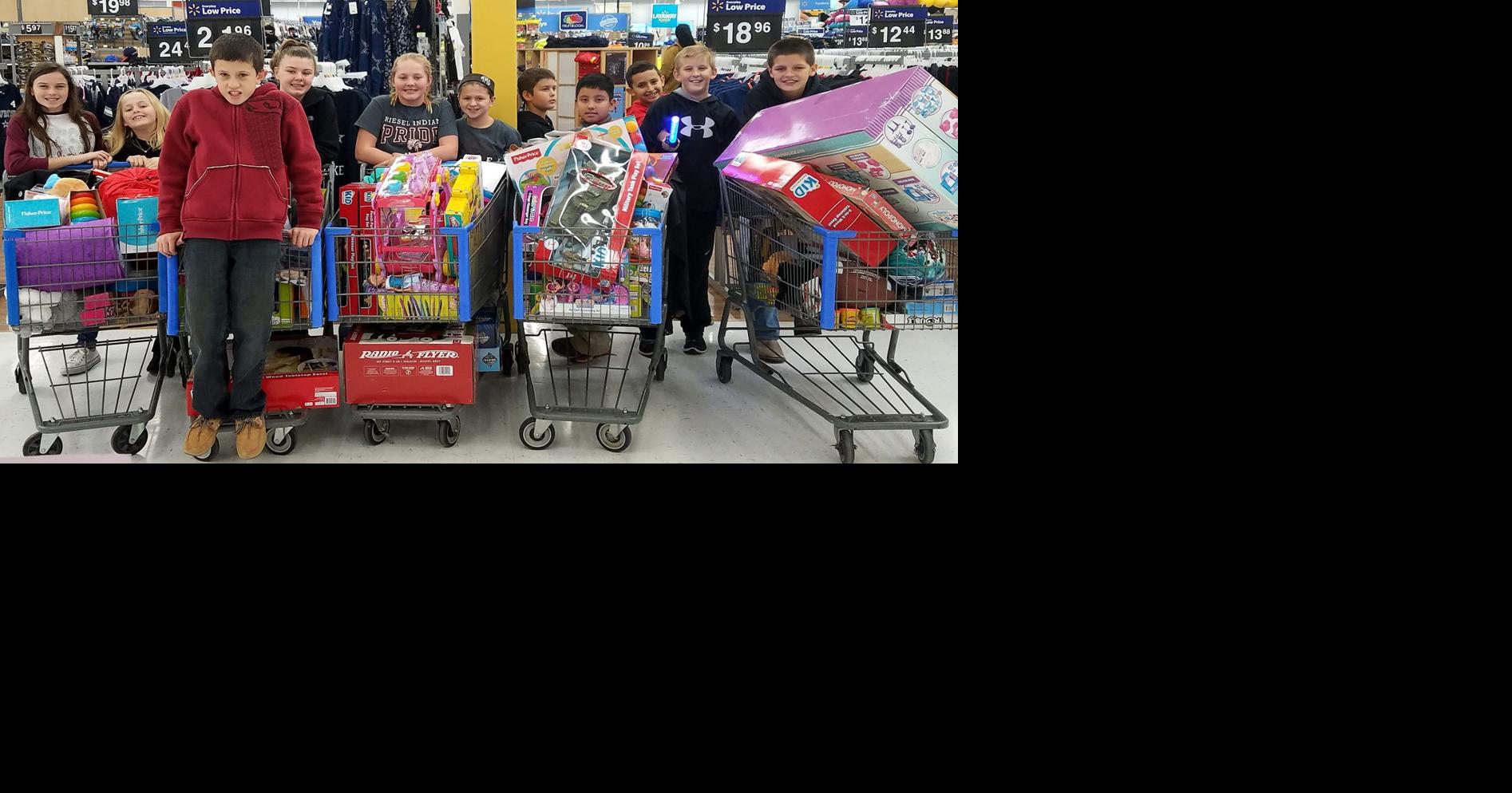 Riesel school goes shopping to aid Toys for Tots
