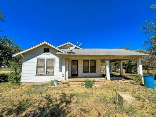 2 Bedroom Home in China Spring - $95,000
