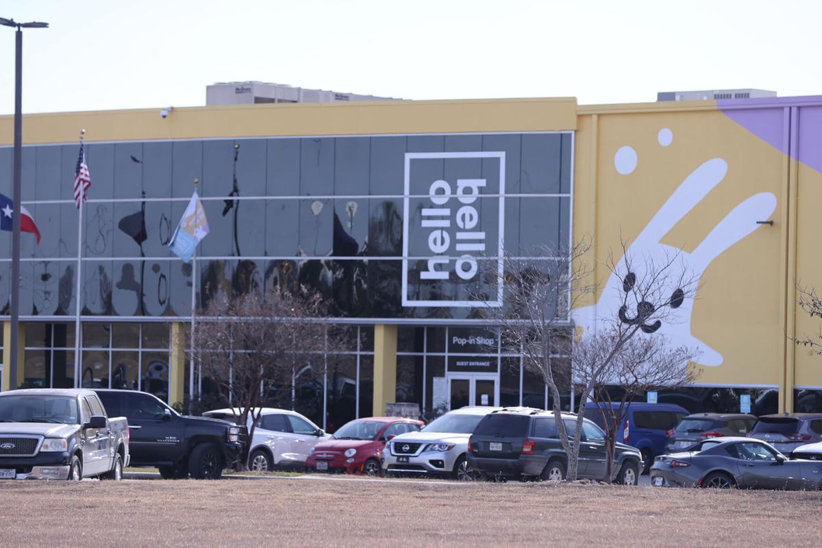Gold's Gym Files for Chapter 11 Bankruptcy, Permanently Closes 30 Centers -  Retail & Restaurant Facility Business