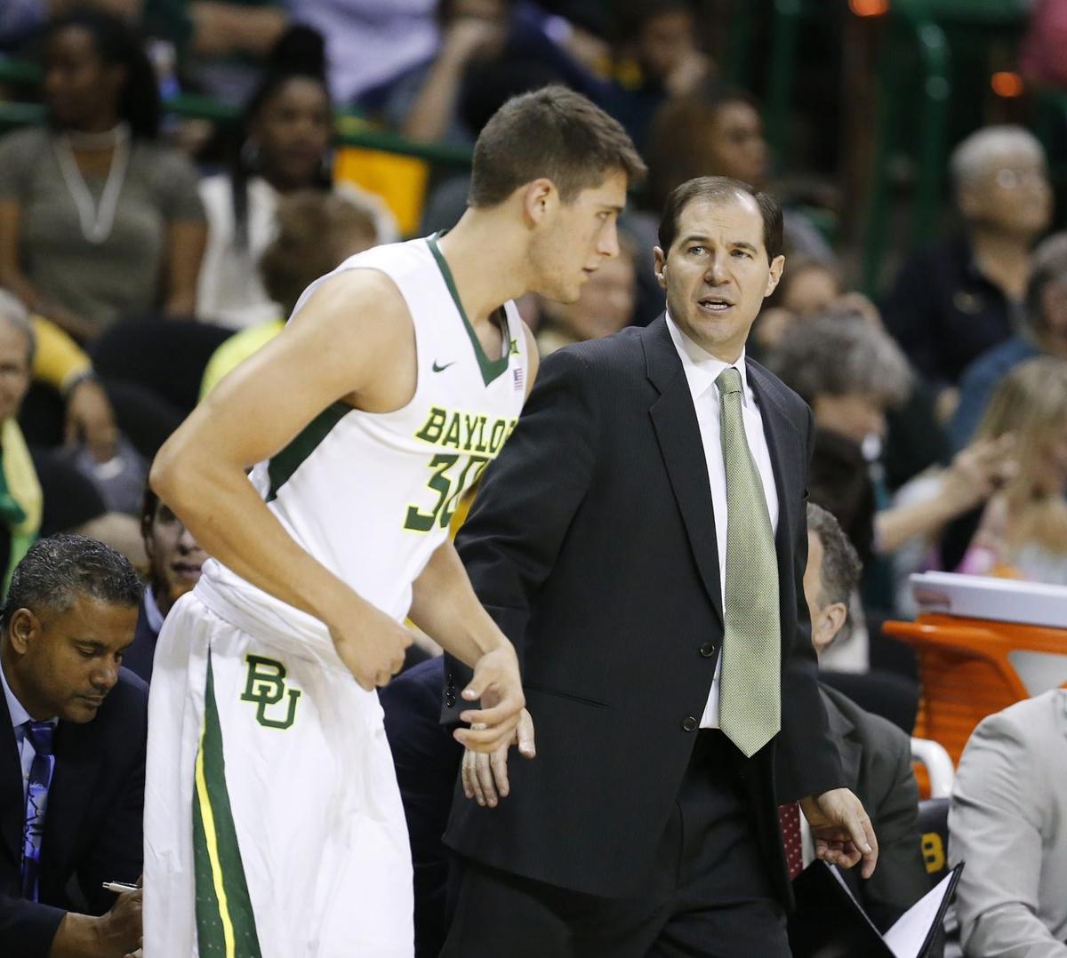 Baylor Surprises Walk On Davis With Full Scholarship Baylor