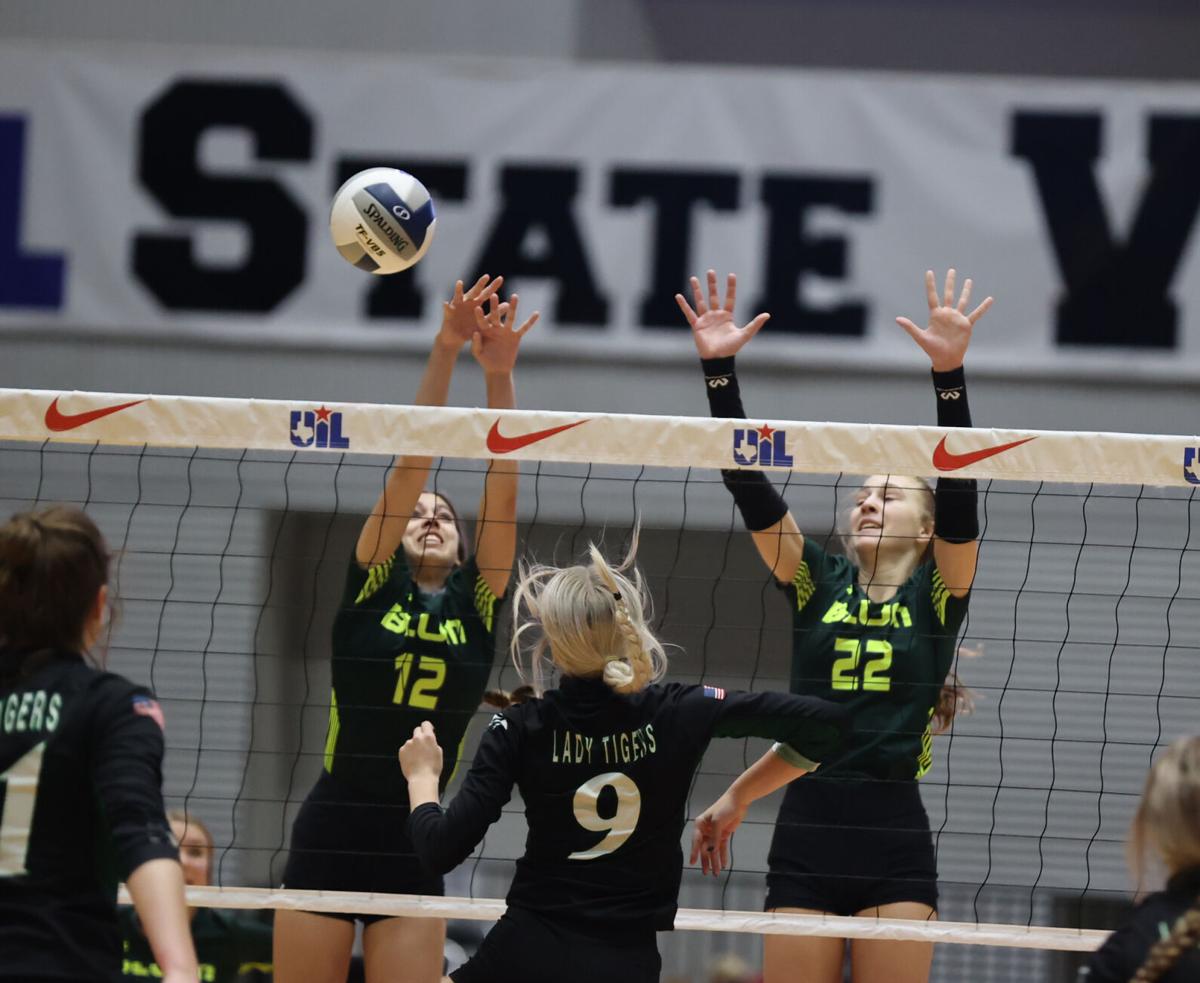 Neches sweeps Blum for 1A volleyball title High School