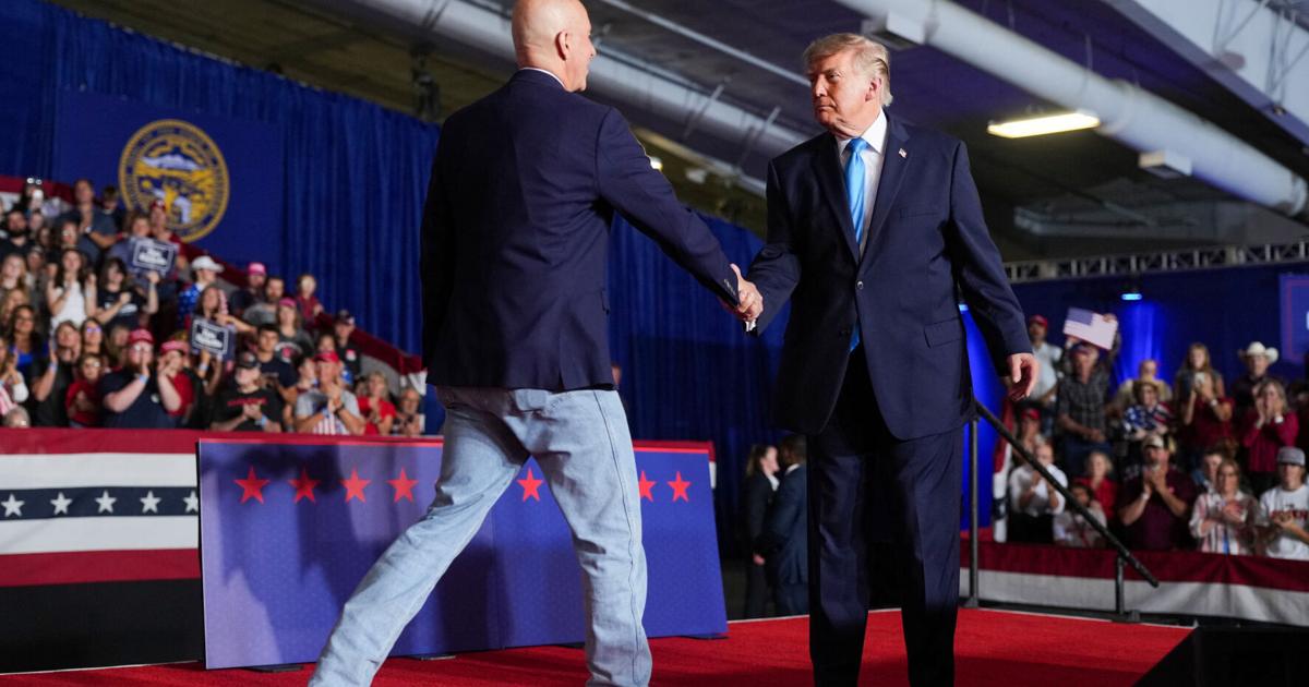 Edt Distance Map Most Republicans in tight midterm races distance themselves from Trump ...