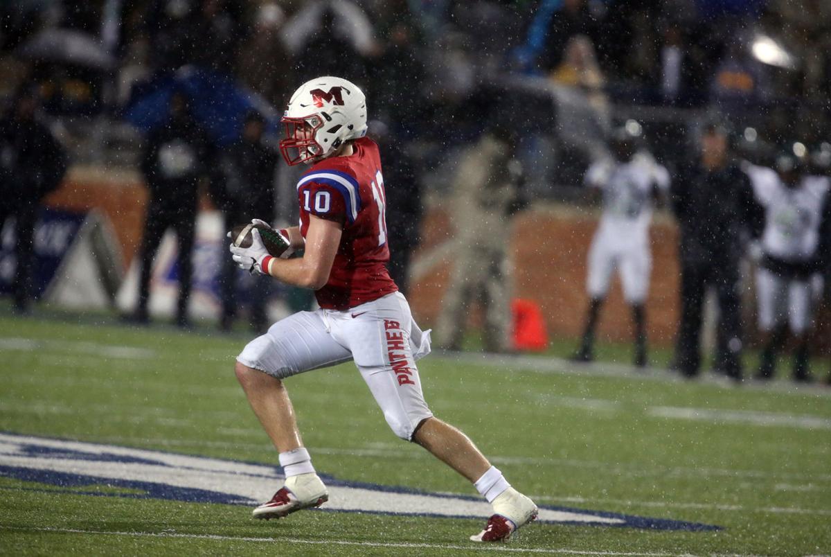 Midway Wins 28 26 Thriller Over Longview Headed To State