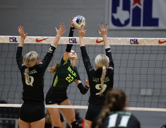 Neches sweeps Blum for 1A volleyball title