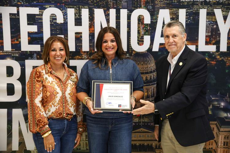 Five TSTC in Harlingen employees receive Chancellor’s Cornerstone Award