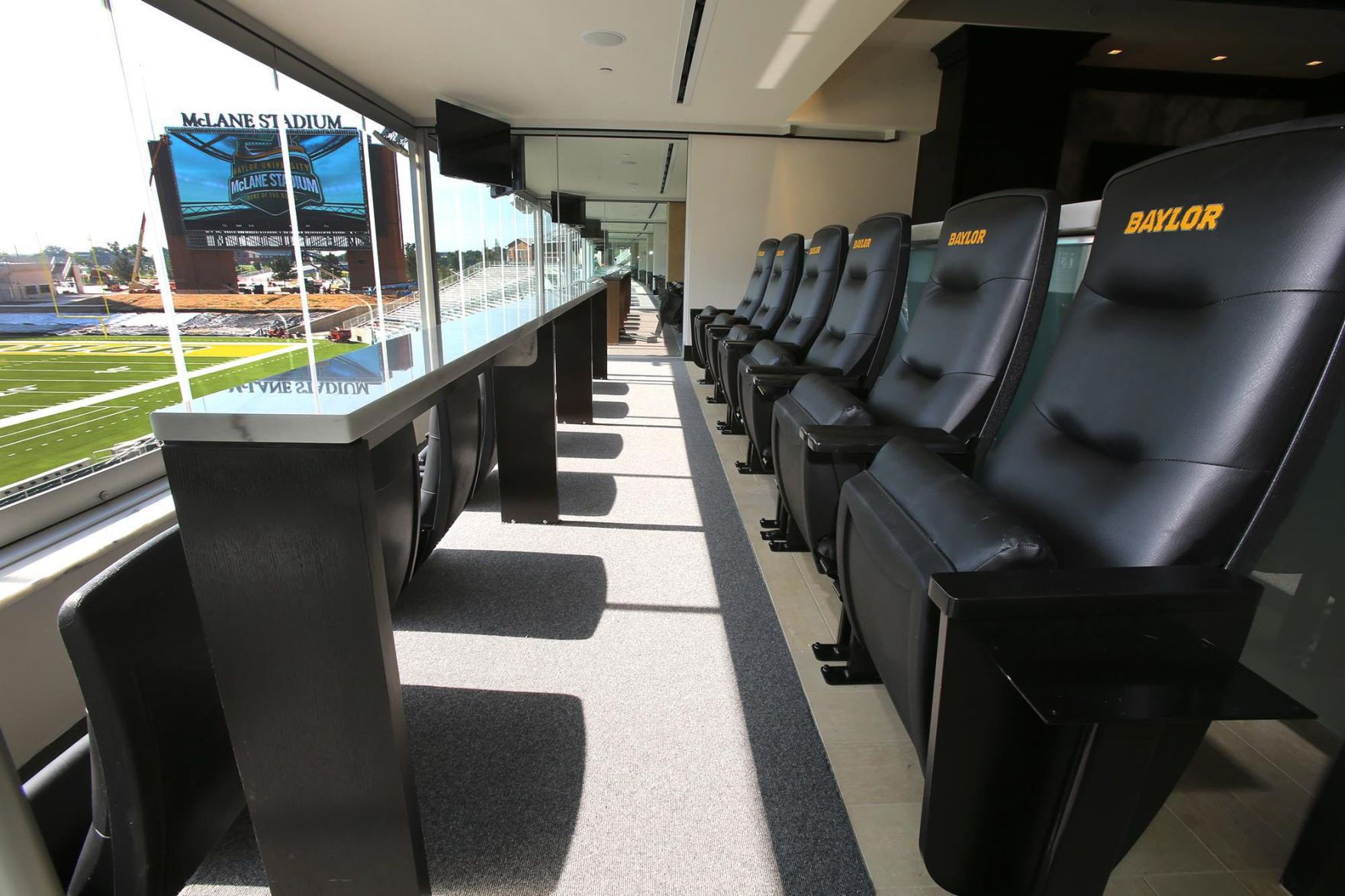 club seats at at&t stadium