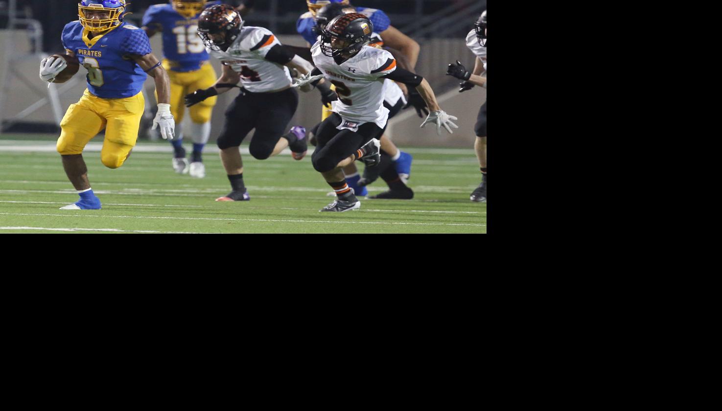 Opportunistic Defense Leads No 3 La Vega Back To State