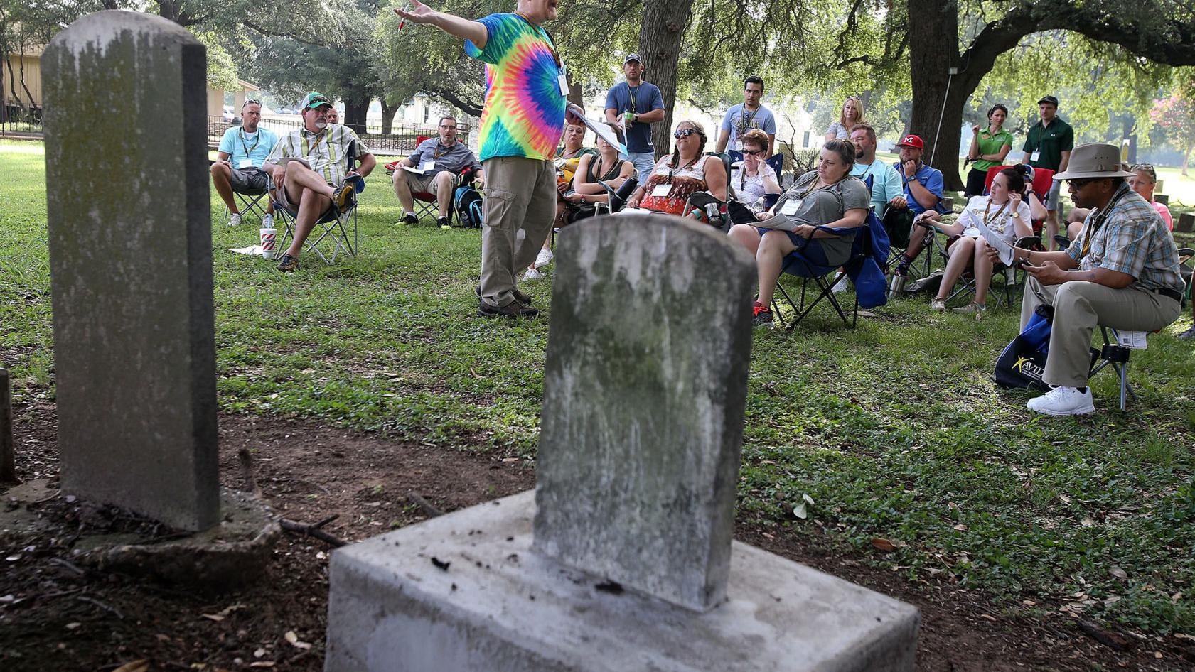History Teachers Get Lesson In Student Engagement With Cemetery