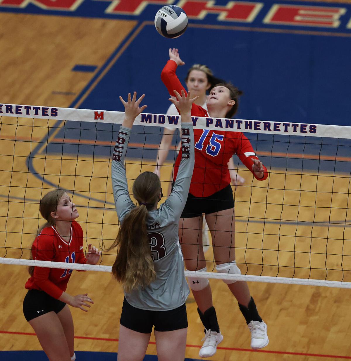 Midway's Pantherette power wears down Killeen in volleyball opener, 30