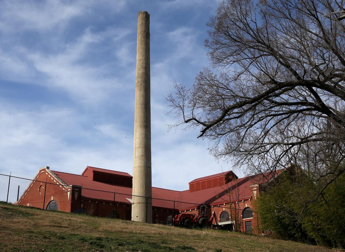 Historical, dangerous Waco water plant smokestack to get 306,000 fix