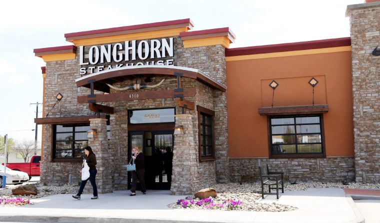 Longhorn Steakhouse Opens To Healthy Lunch Crowd Order Up