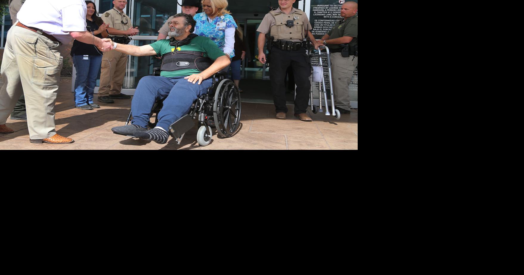 Riesel police chief injured in wreck gets police escort home from hospital
