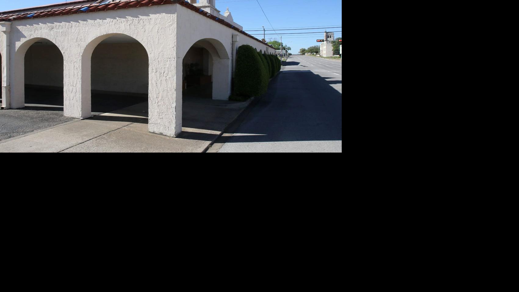 Historic Brazos Funeral Home In Downtown Waco Sells To Mighty Wind Church Next Door Business News Wacotrib Com