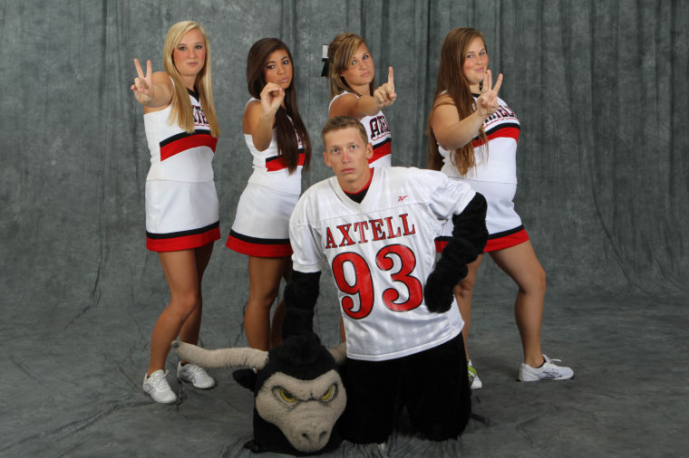 Meet the 2012 Axtell cheerleaders Gallery