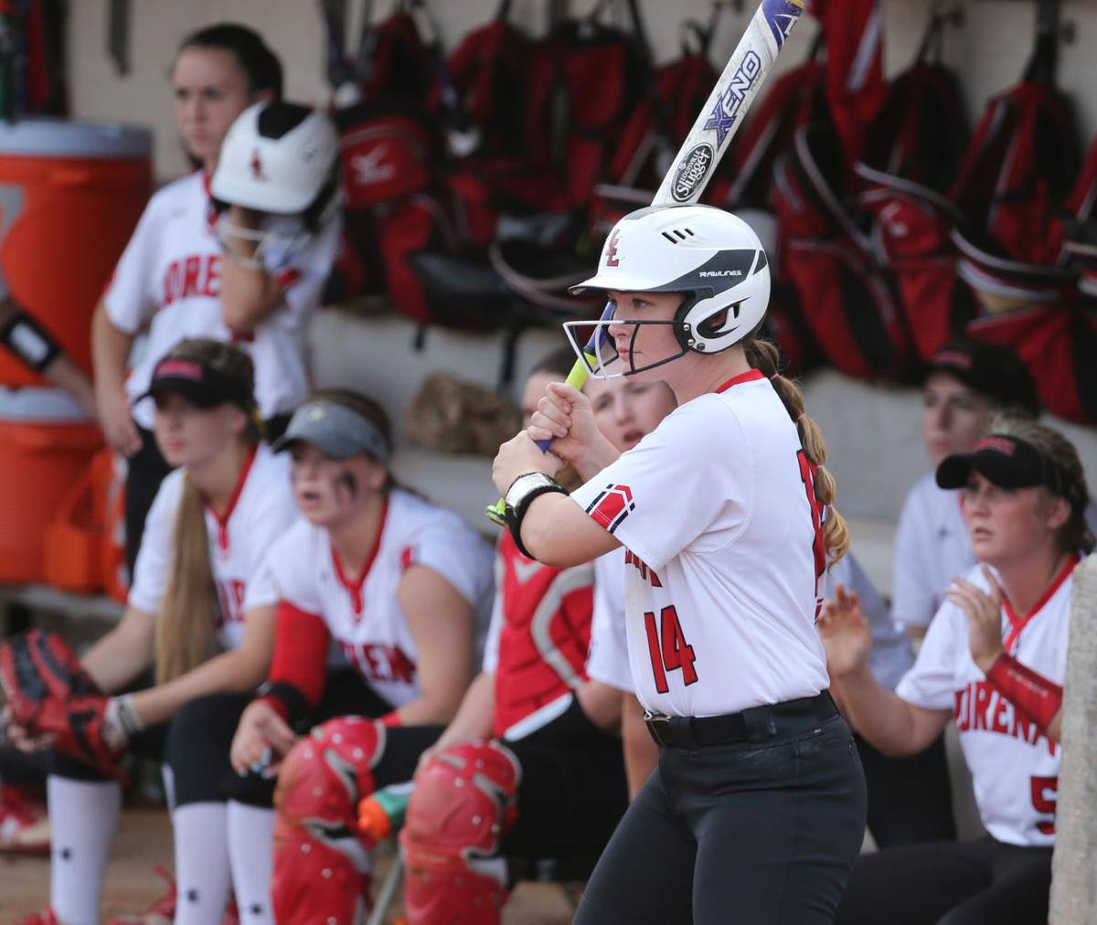 Drama Queens Central Texas softball teams stealing show with late