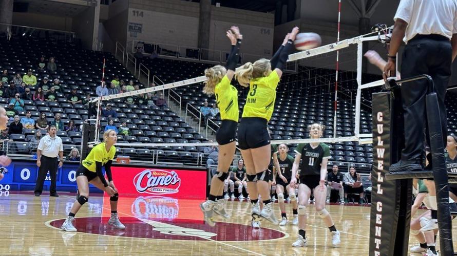 Unflappable Blum powers to state semifinal sweep of Neches, 30