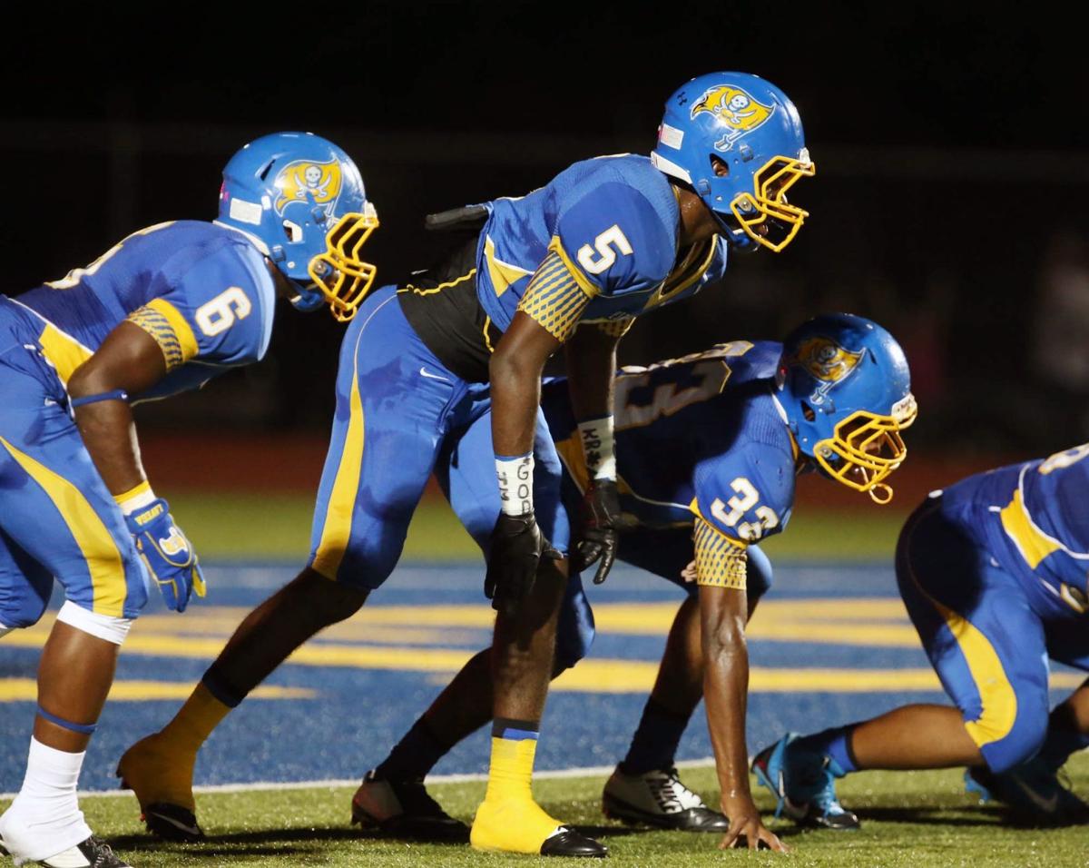 La Vega turns around season, heads into playoffs with full sails High School Sports