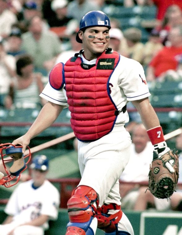 Hall of Fame profile: From debut to retirement, ‘Pudge’ top catcher in ...