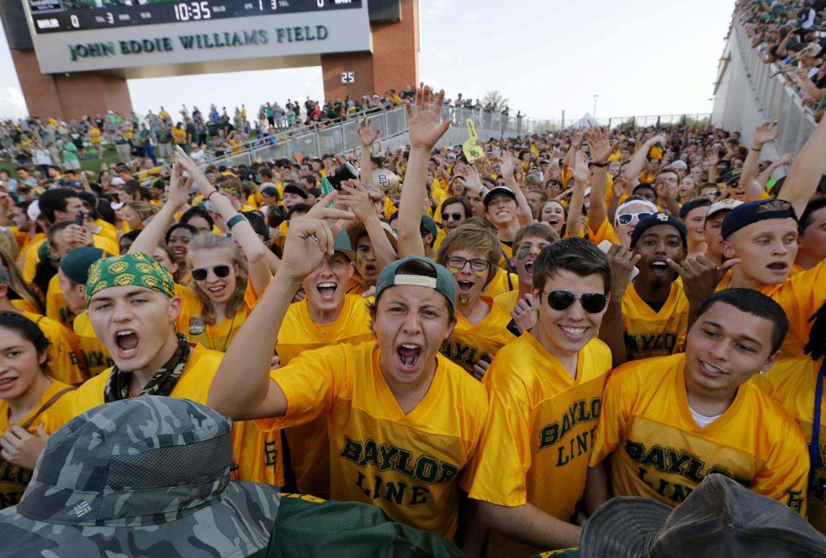 Baylor fans relish 2016 kickoff after facing scandal during offseason
