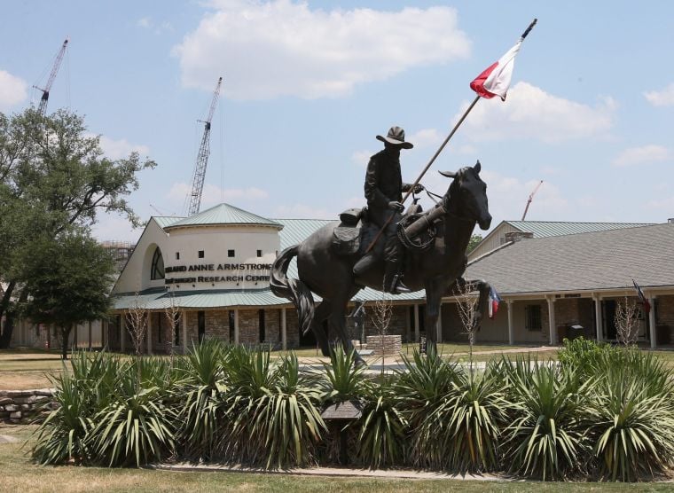 "Texas Roots: The Art Of Lee Herring" Exhibit - Texas Ranger Hall Of ...