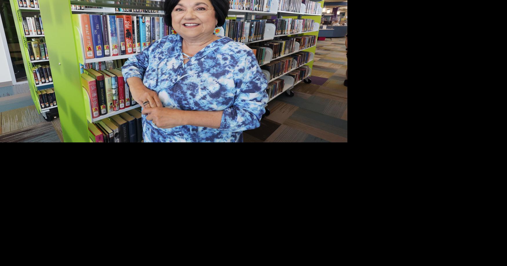 Retiring Hewitt library director lauded as community builder