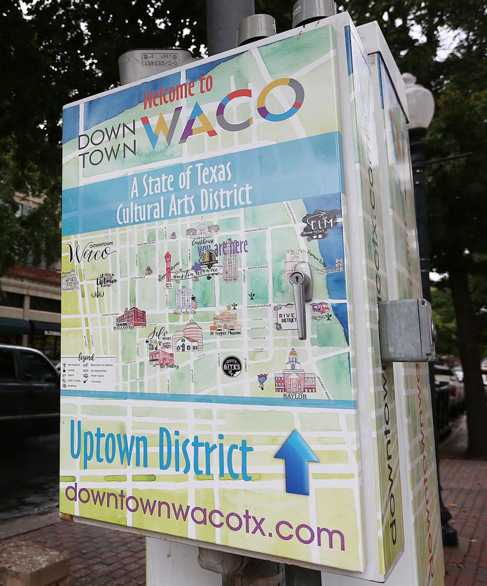 Signs point way in downtown Waco, declare 5 districts Government