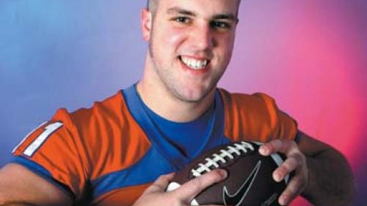 Midway S Beast The Best Heads Defense On Super Centex Football Team High School Sports Wacotrib Com