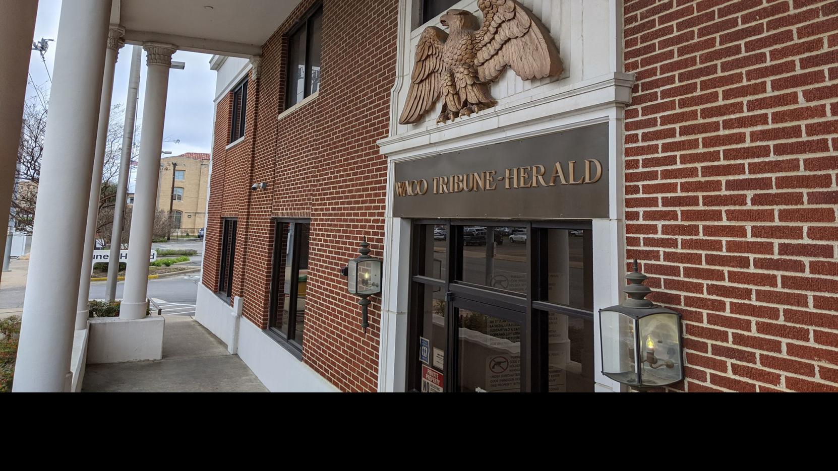 Berkshire Hathaway Sells Trib 30 Other Daily Newspapers To Lee Enterprises Business News Wacotrib Com 25 years later see more ». berkshire hathaway sells trib 30 other