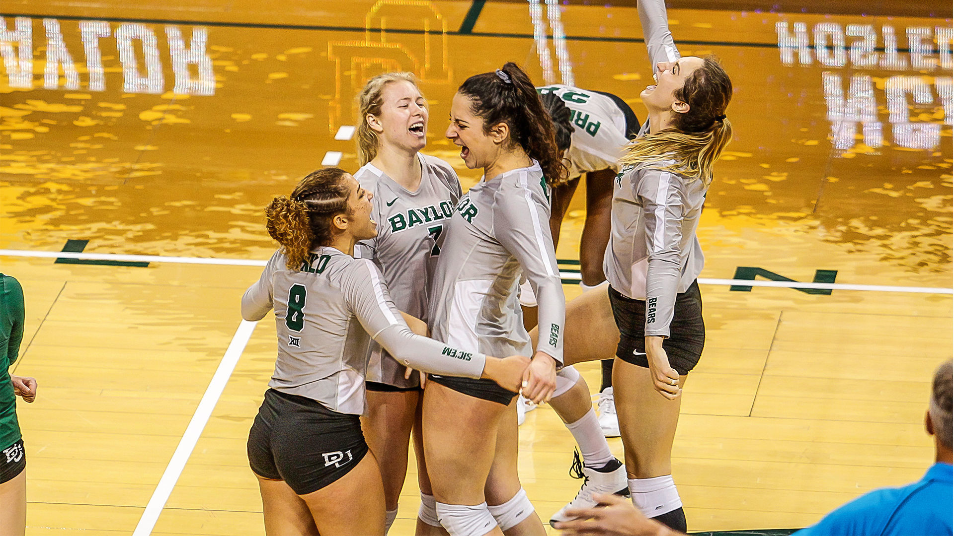 Bears Dig Out Of Steep Hole In 5-set Thriller Over Hawaii | Baylor ...