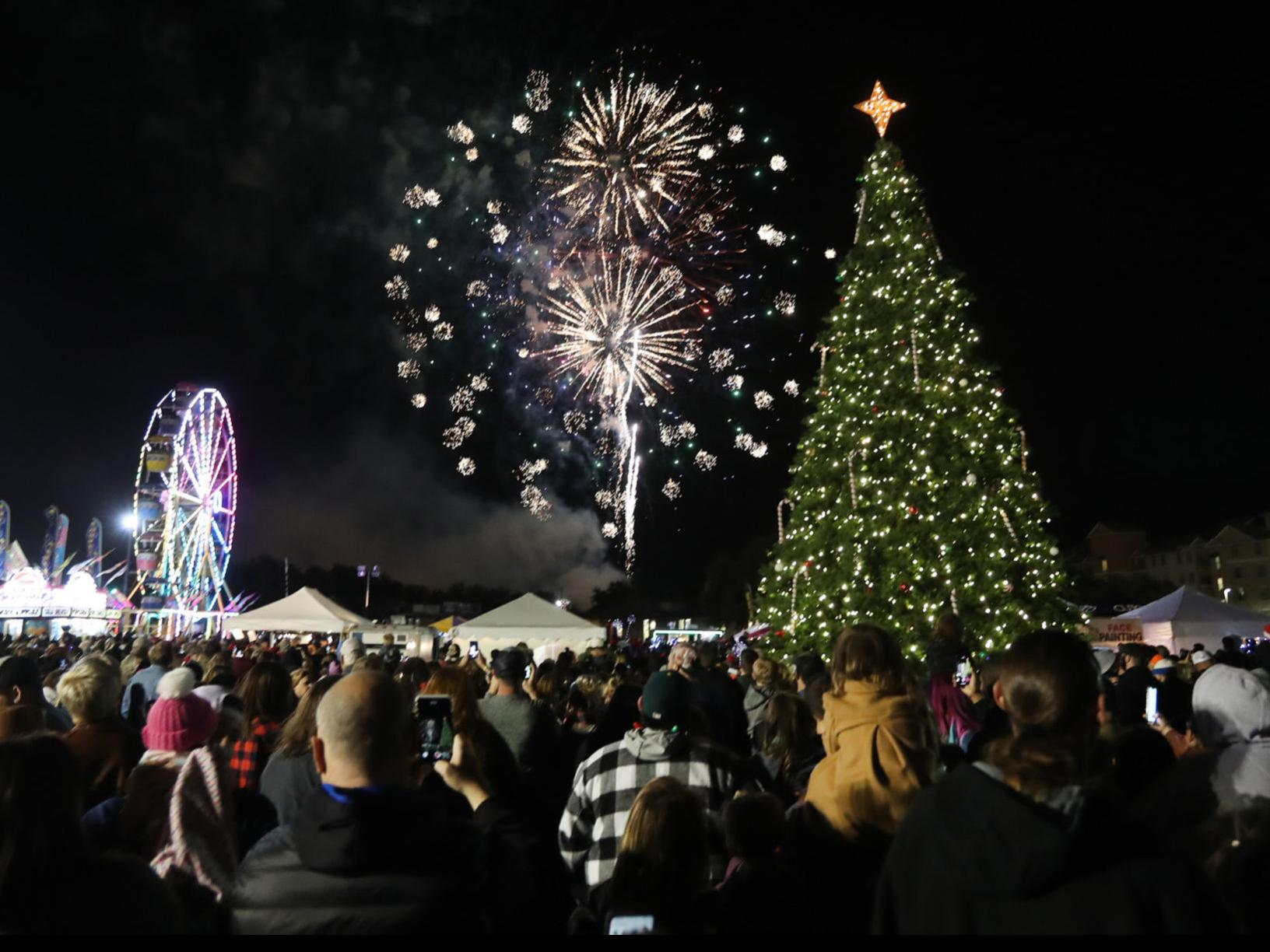Christmas Parade From Ferris Texas 2022 Waco-Area News Briefs: Lights, Fireworks Ring In Christmas Season In Waco |  Local News | Wacotrib.com
