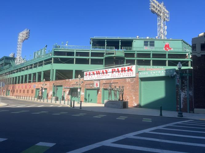 It's official, Yawkey Way is no more. Jersey Street has returned with new  street signs - The Boston Globe