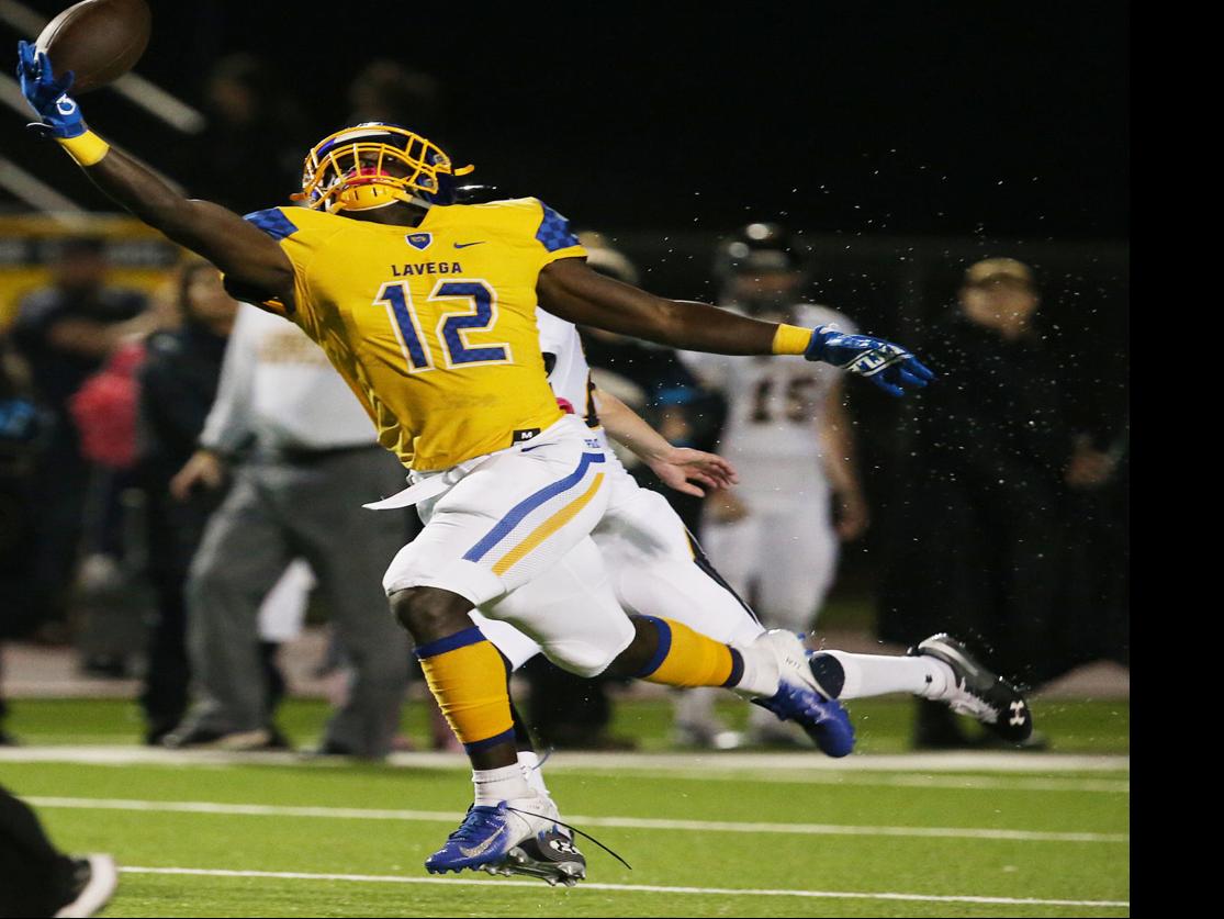 Boom Goes The Dynamite La Vega S Explosive Plays Ignite 32 15 Win