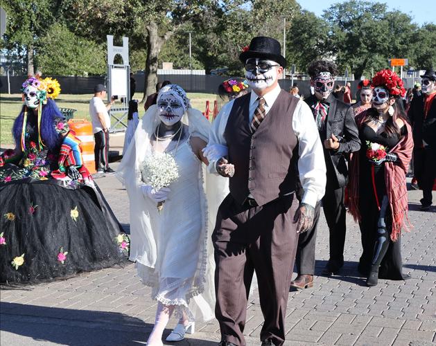 Halloween, Dia de los Muertos make for Waco treatfilled weekend