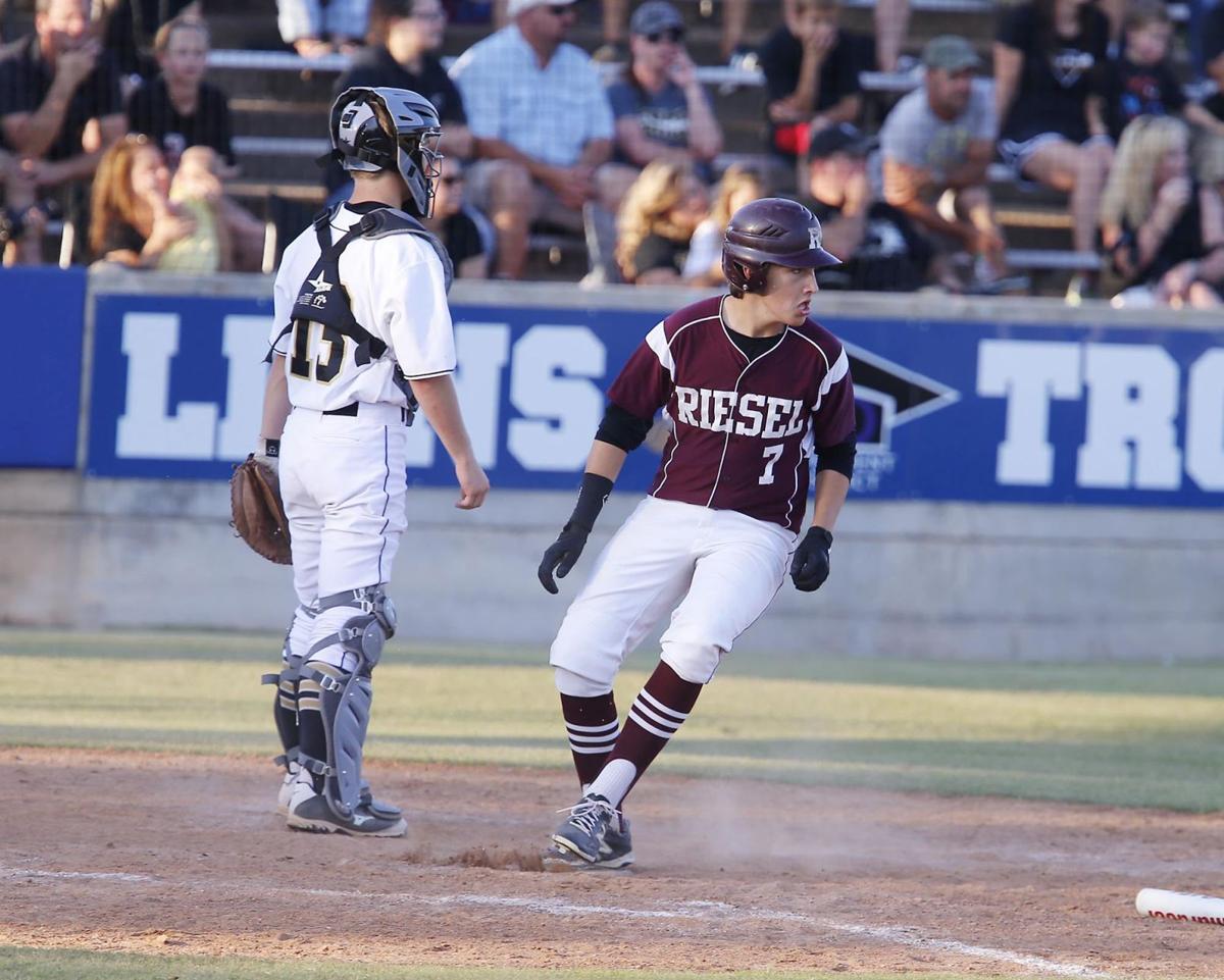 Riesel rises to occasion in 1st game, runs away from Crawford, 81 High School Sports