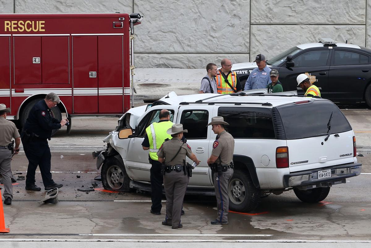 SUV passenger suffers lifethreatening injuries in I35 crash near Lorena