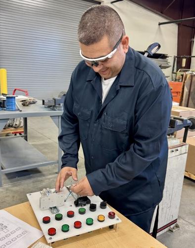 Employee finds renewed growth at TSTC through Advanced Manufacturing
