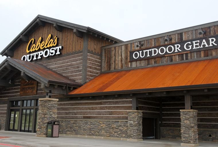 Cabela's in lawsuit crosshairs