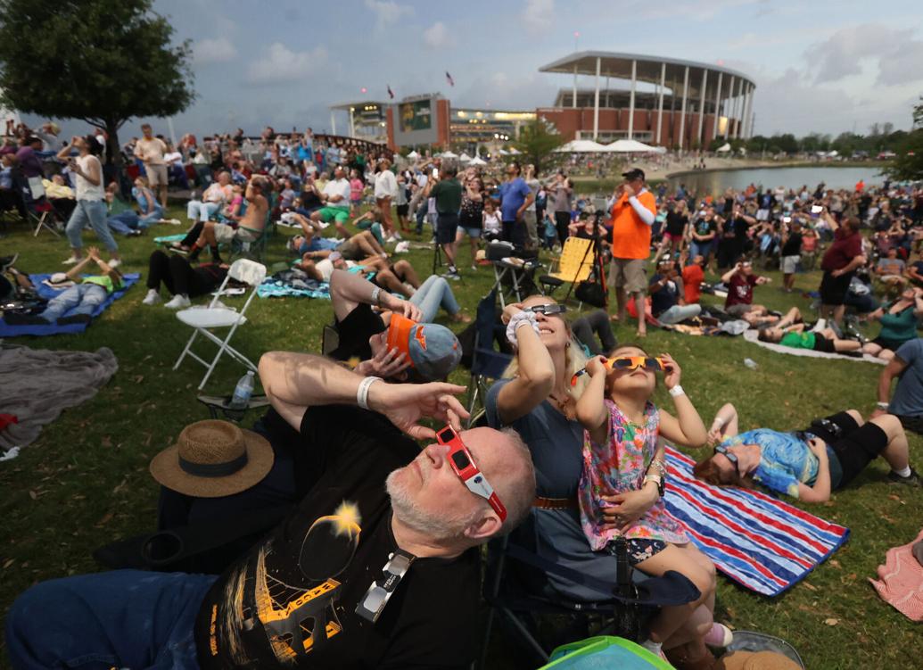 Waco eclipse festival saw 410K in ticket, merch revenue