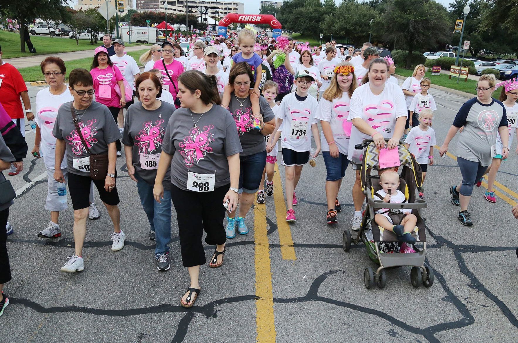 Komen Race For The Cure Draws Hundreds | Local News | Wacotrib.com